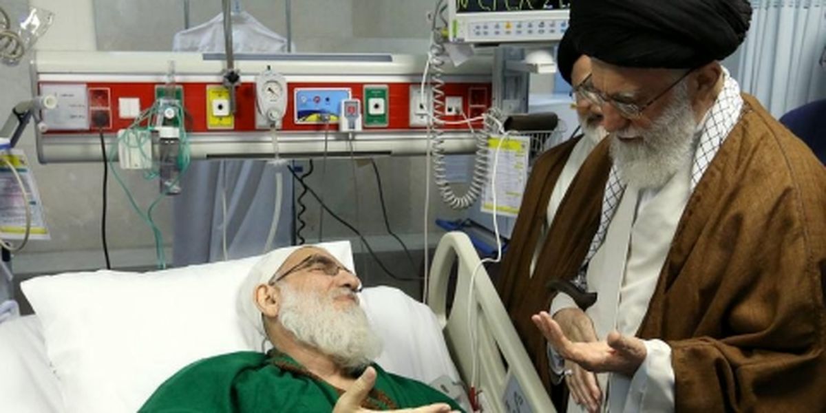 رهبر انقلاب از آیتالله هاشمی شاهرودی عیادت کردند