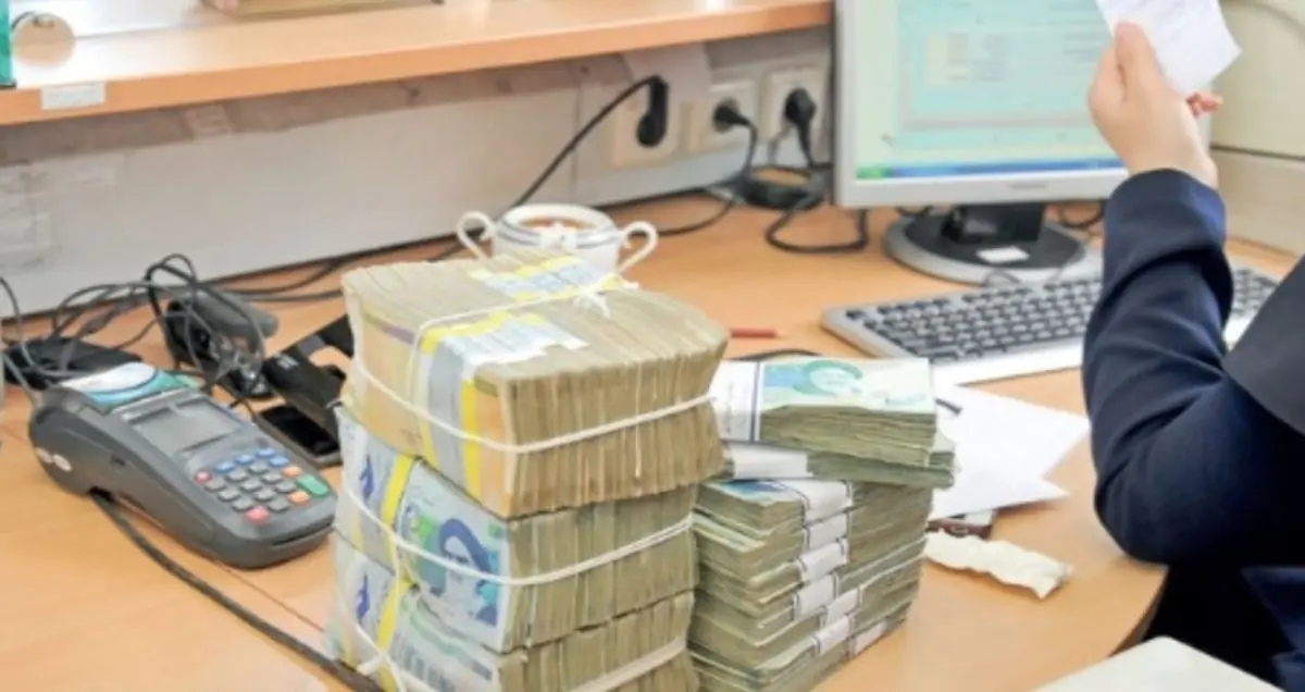 ویروس بانکها، تهدیدی برای معیشت خانوارهای کرونازده! / سرنوشت اقساط وام‌ها در شرایط کرونایی چه شد؟ + فیلم