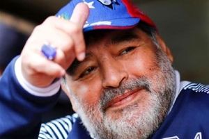 پیام تبریک مارادونا به مرتنس به مناسب تاریخ‌سازی در ناپولی