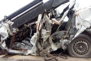 تصادف مرگبار کامیون و پراید در جاده قدیم قم - تهران