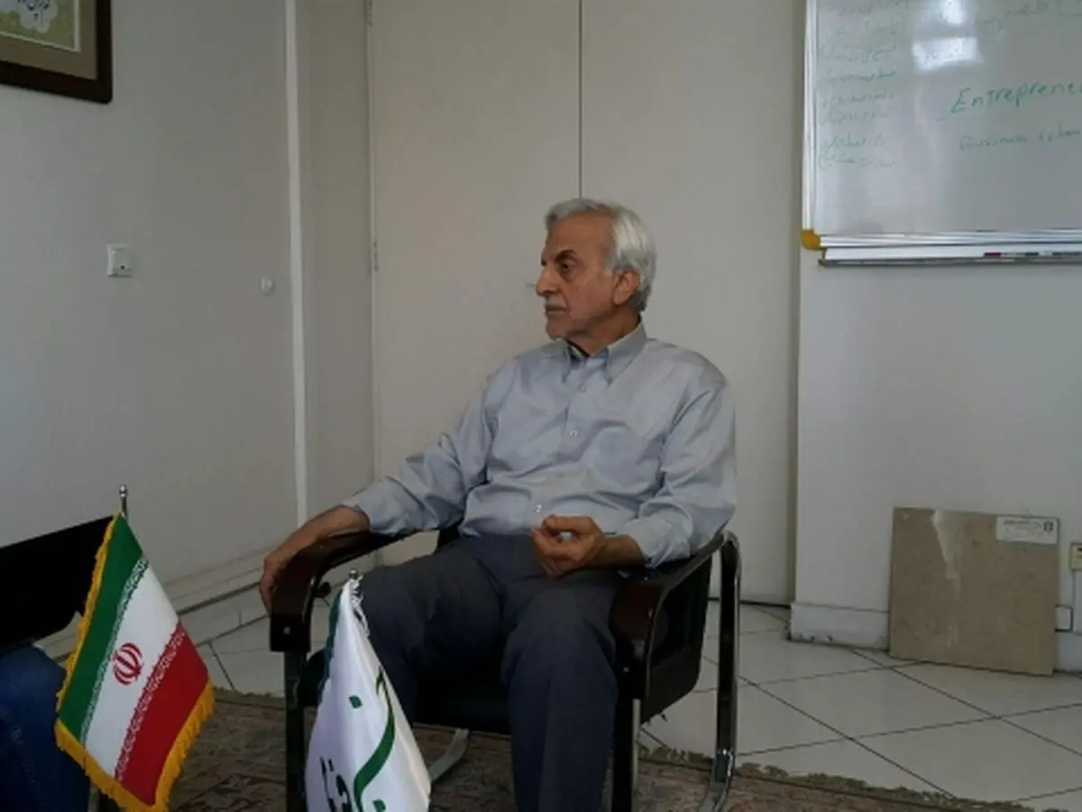 چرا هاشمی‌طبا انصراف نمی‌دهد اما روی برگه رای نام خودش را نمی‌نویسد/ نسخه کامل‌تری از گفت‌وگوی خبرفوری با او را ببینید