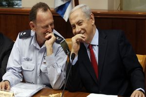 منشی سابق نتانیاهو جاسوس از آب درآمد