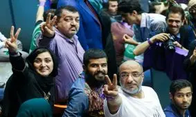 حضور هنرمندان در استادیوم 12هزار نفری آزادی برای حمایت از روحانی/ از لیلی رشیدی تا رضا کیانیان و امیر جعفری