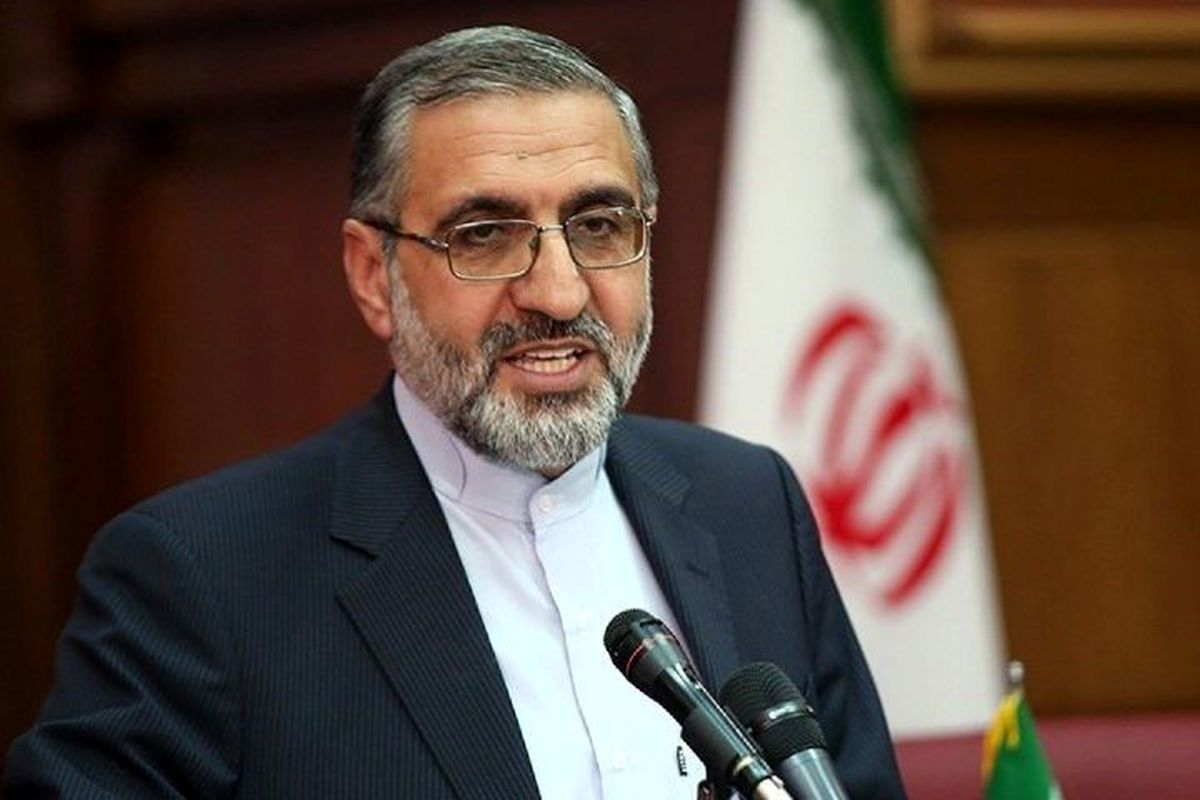 پرونده "ترامپ" روی میز است / مجرمان اقتصادی را به کشور باز میگردانیم