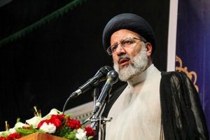 رئیسی در اصفهان: در دولت از ظرفیت قالیباف استفاده می‌کنیم/ آقای روحانی! اگر لب به سخن بگشایم کسی حریفم نیست
