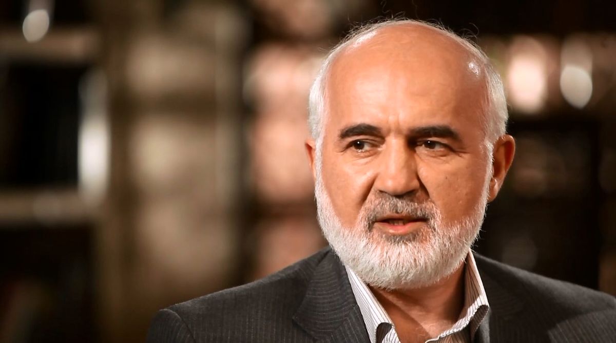 برخی اصلاحطلبان با رفتارشان، معنای دموکراسی را تغییر میدهند