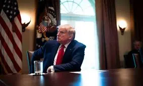 اکثر آمریکایی‌ها ترامپ را رئیس‌جمهوری «ضعیف» و «افتضاح» می‌دانند