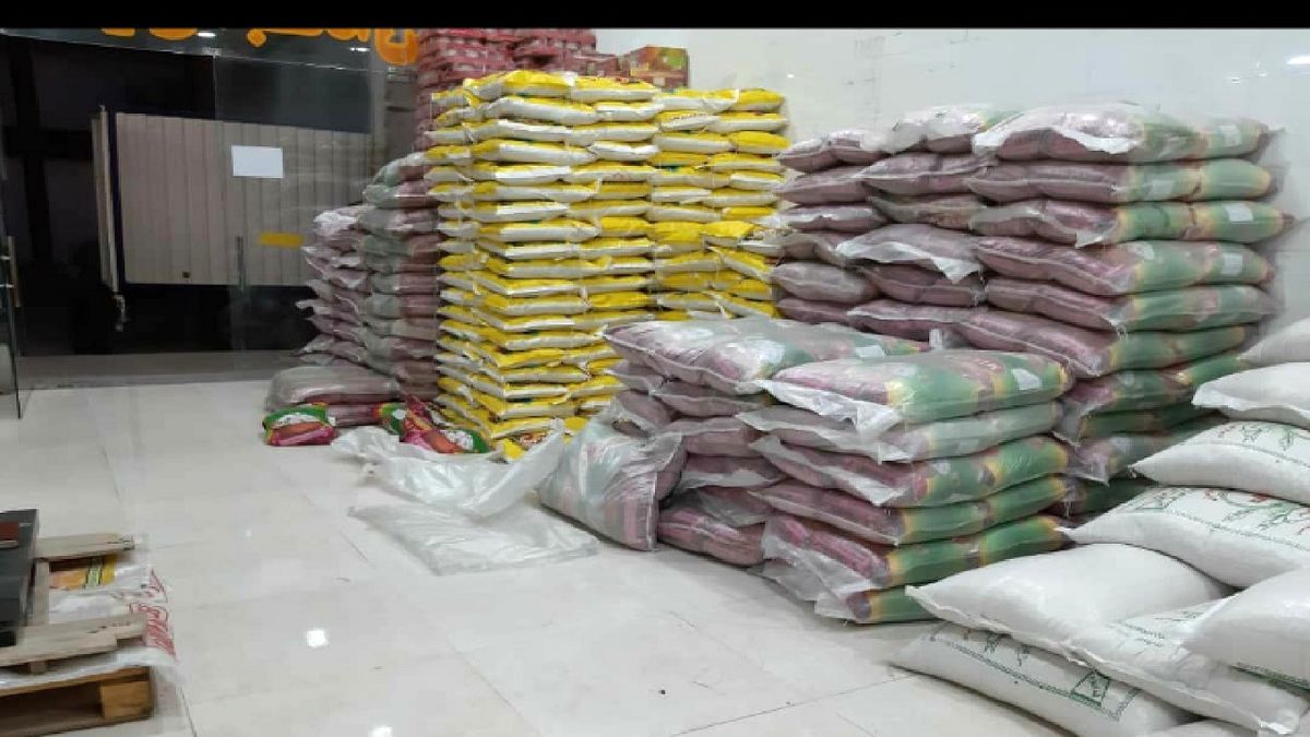 کشف ۱۷۰۰ کیلو برنج خارجی احتکار شده در فیروزکوه