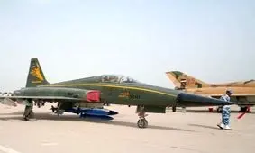 جمله‌ای که رهبر انقلاب به طراح اصلی اولین جنگنده ایرانی گفتند /آذرخش فاتح آسمان شد+عکس