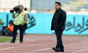 کنایه قلعه‌نویی روی آنتن زنده به پرسپولیسی‌ها