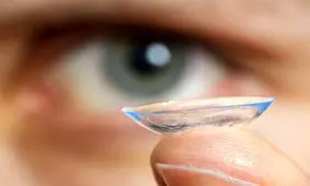 ببینید | فقط با دوبار پلک زدن، چشمان خود را به دوربین تبدیل کنید