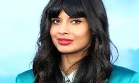 حمله تند خانم بازیگر به کیم کارداشیان و خواهرانش