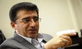 آشنا: تصمیمی برای تعطیلی تئاتر نداریم