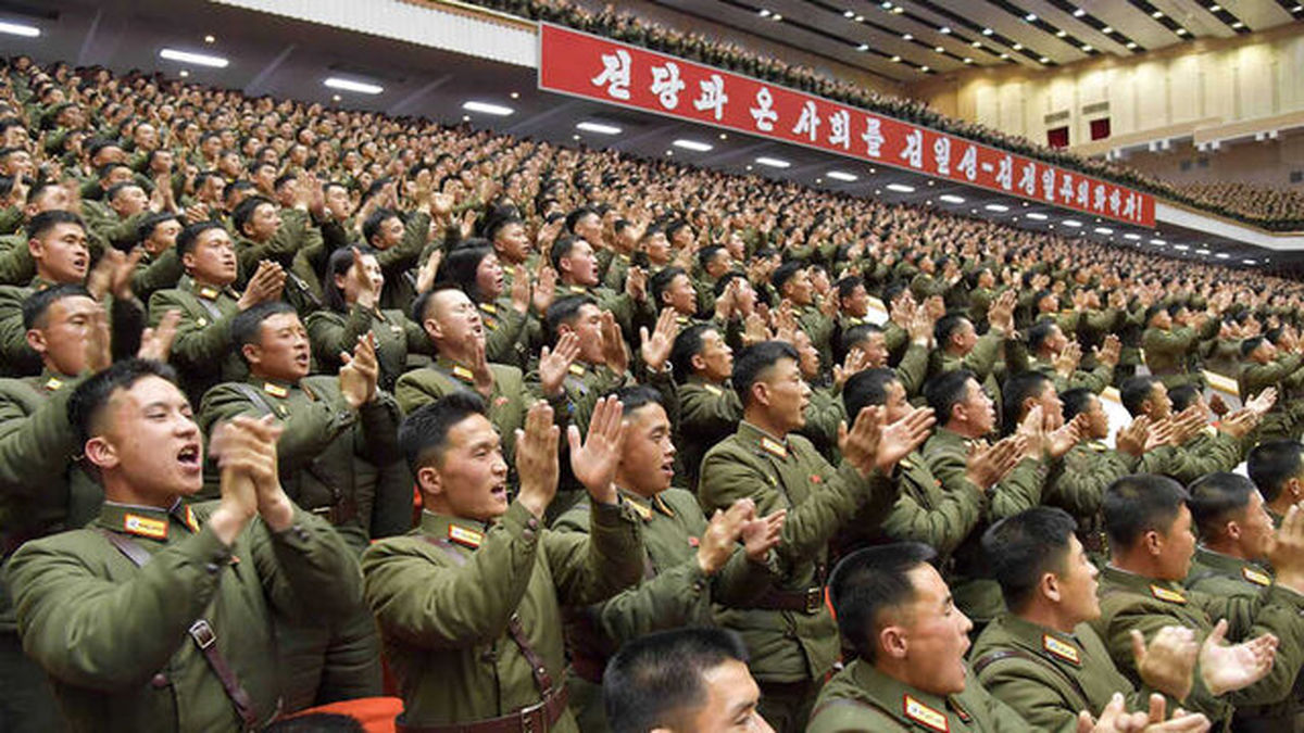 رشوه، فساد، گرسنگی در ارتش کره‌شمالی