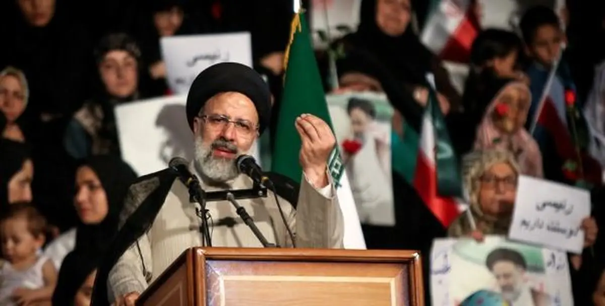 اتوبوس‌ها مردم شهرهای اطراف را به همایش رئیسی در تهران می‌برند/ عکسی از پیامک دعوت ستاد