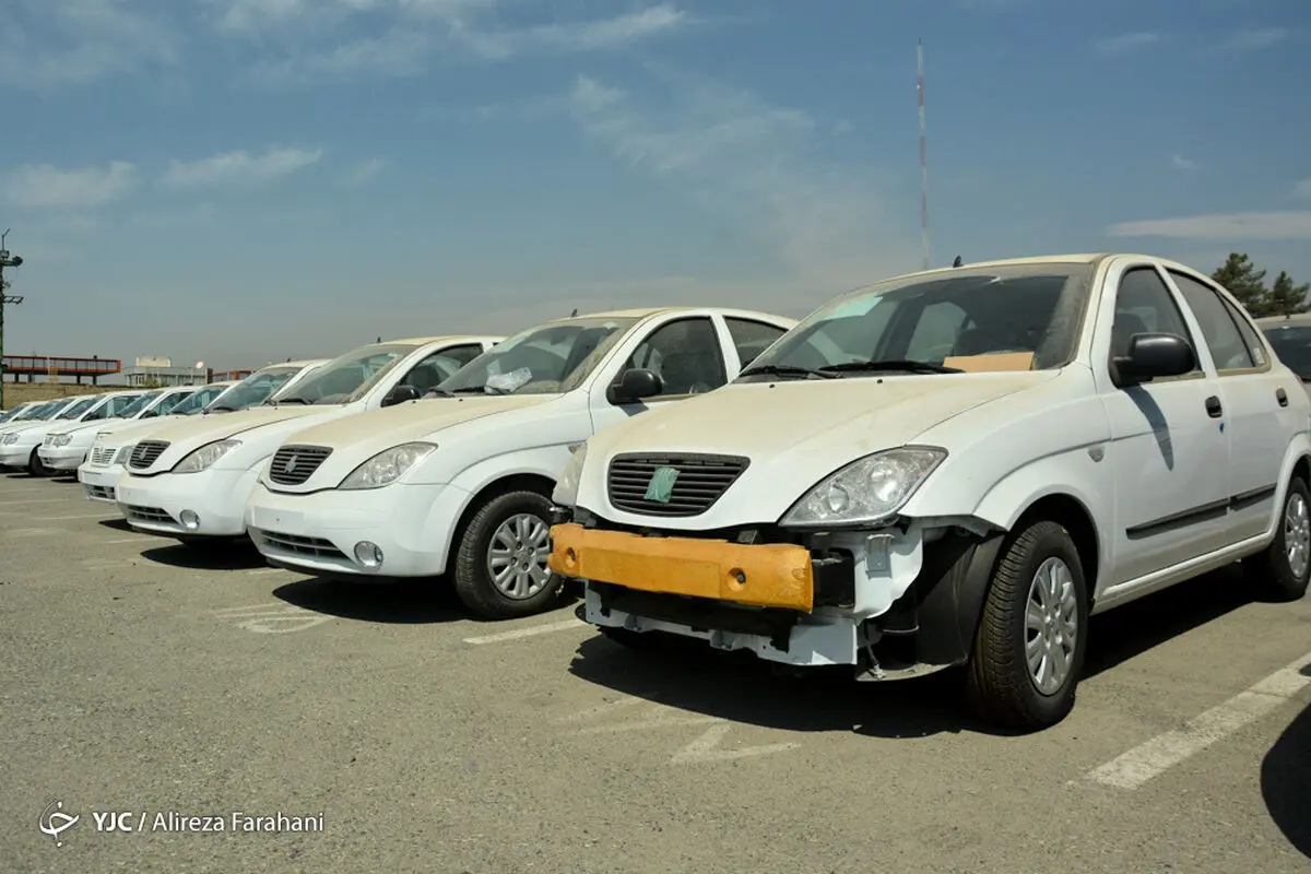 سهم دولت در خودروسازی ها واگذار نمی شود؟