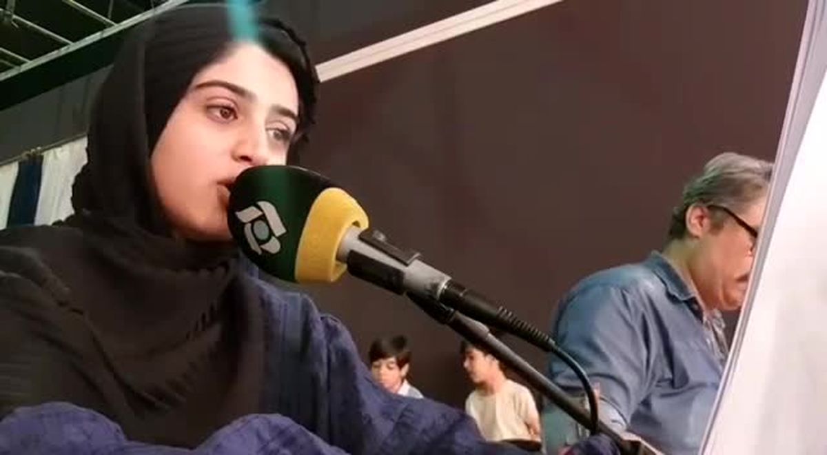 ببینید| تکخوانی بانوی هنرمند با لوگوی شبکه ۵