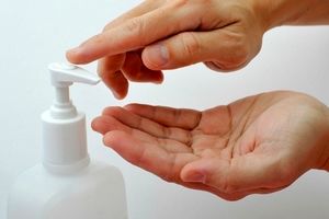 روش صحیح استفاده از ضدعفونی‌کننده‌های دست