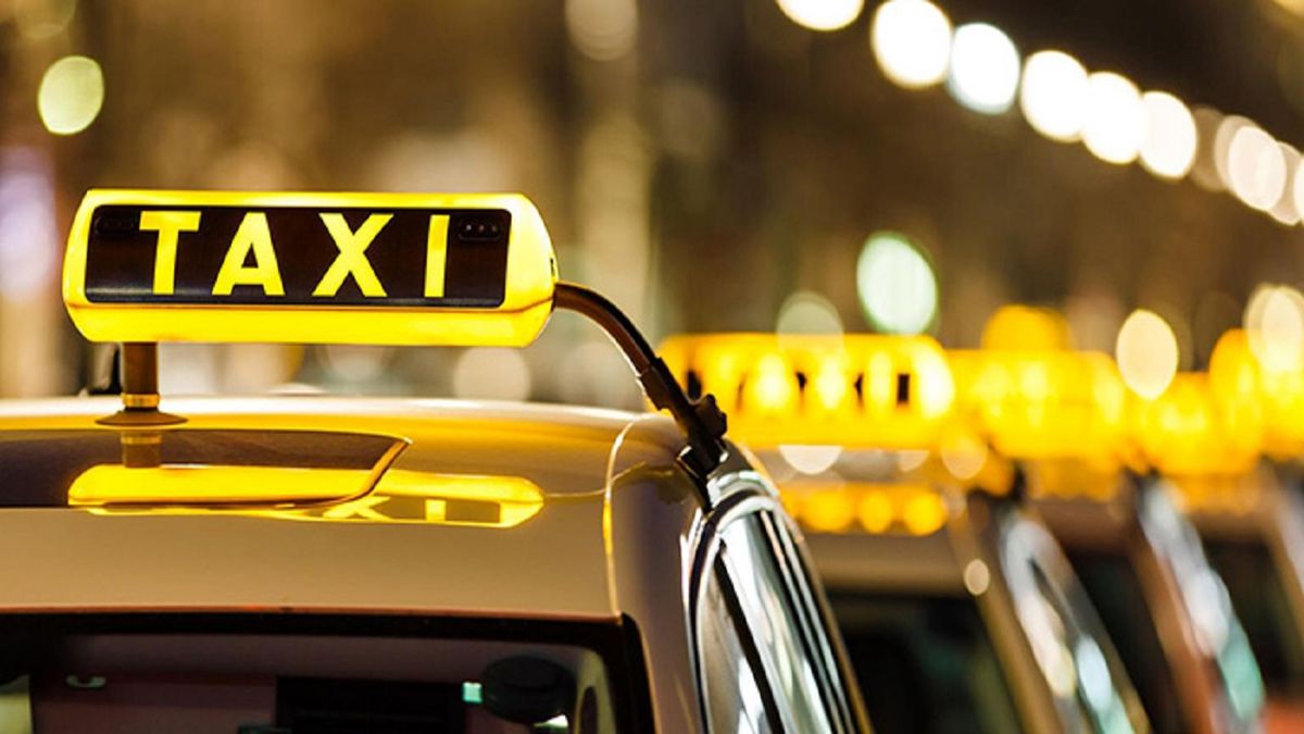 عدم رعایت دستور العمل های بهداشتی از سوی برخی رانندگان تاکسی و اتوبوس