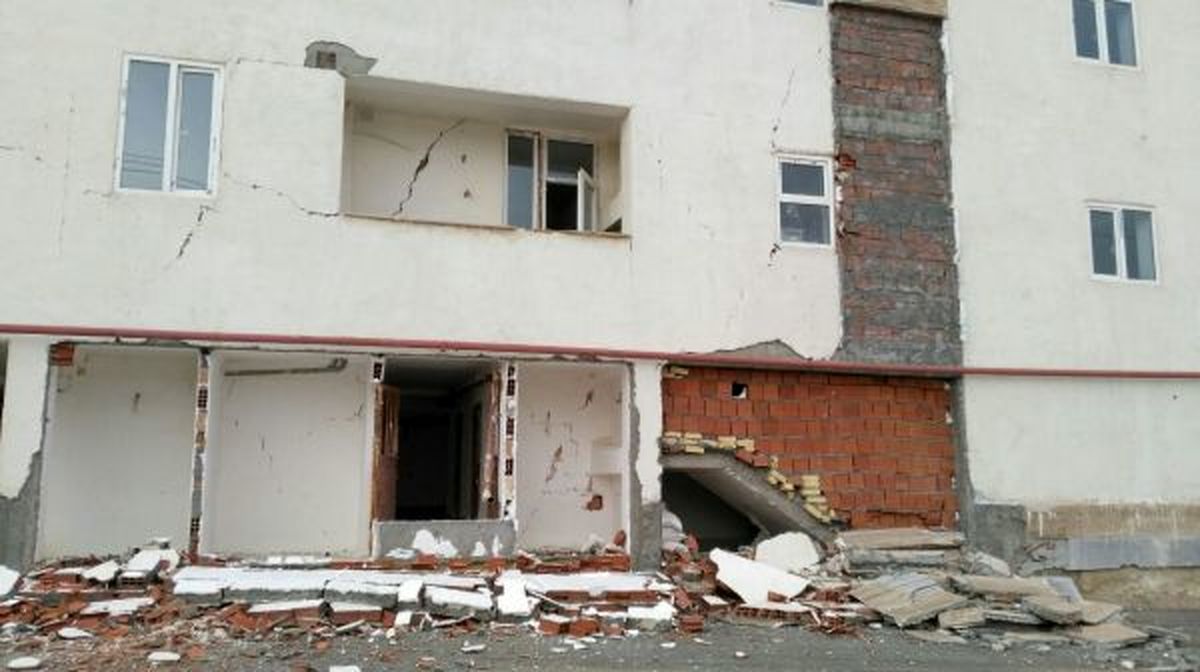 خسارت زلزله در مسکن مهر بجنورد