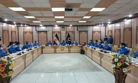 نشست صمیمانه مدیر عامل ایران خودرو با مدیران ارشد معاونت بازار یابی و فروش