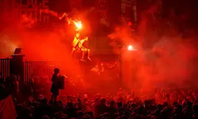 جشن خیابانی هواداران لیورپول + تصاویر