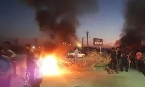 اهالی روستای ام طمیر اهواز جاده قدیم خرمشهر را بستند