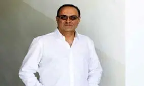 اعتراض احمد کیارستمی به انتشار نامه‌های خصوصی پدرش