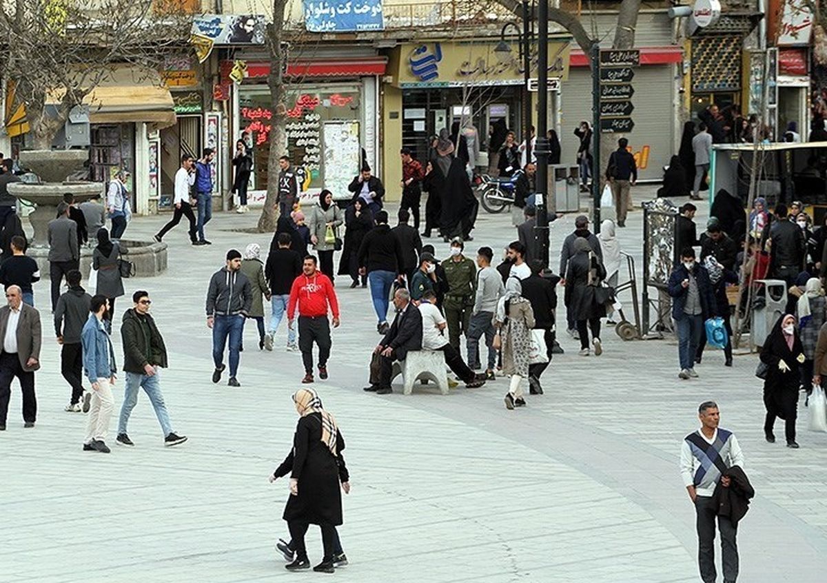 «ماسک بیماسک»؛ مشهدیها در مقابله با کرونا اهمال میکنند