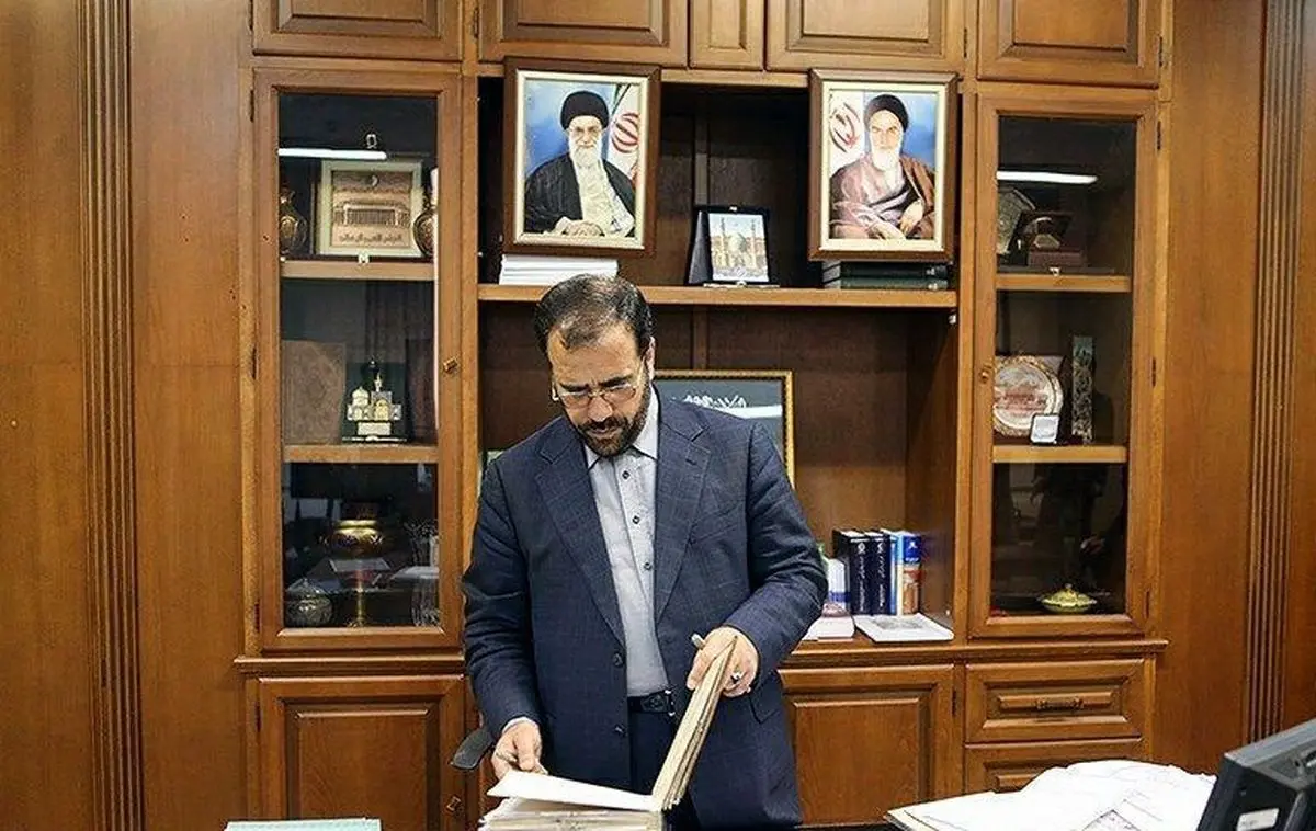 ‌برای معرفی وزیر صنعت منتظر تعیین تکلیف تاسیس وزارت بازرگانی هستیم