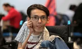 گفت‌وگو با کارآفرینی که ۹۸ درصد معلولیت دارد