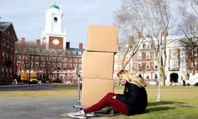 کرونا میلیونرهای آمریکایی را مجبور به ترک خانه هایشان کرد