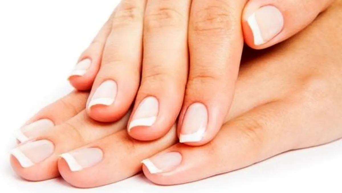 چرا نباید در شب ناخن گرفت؟