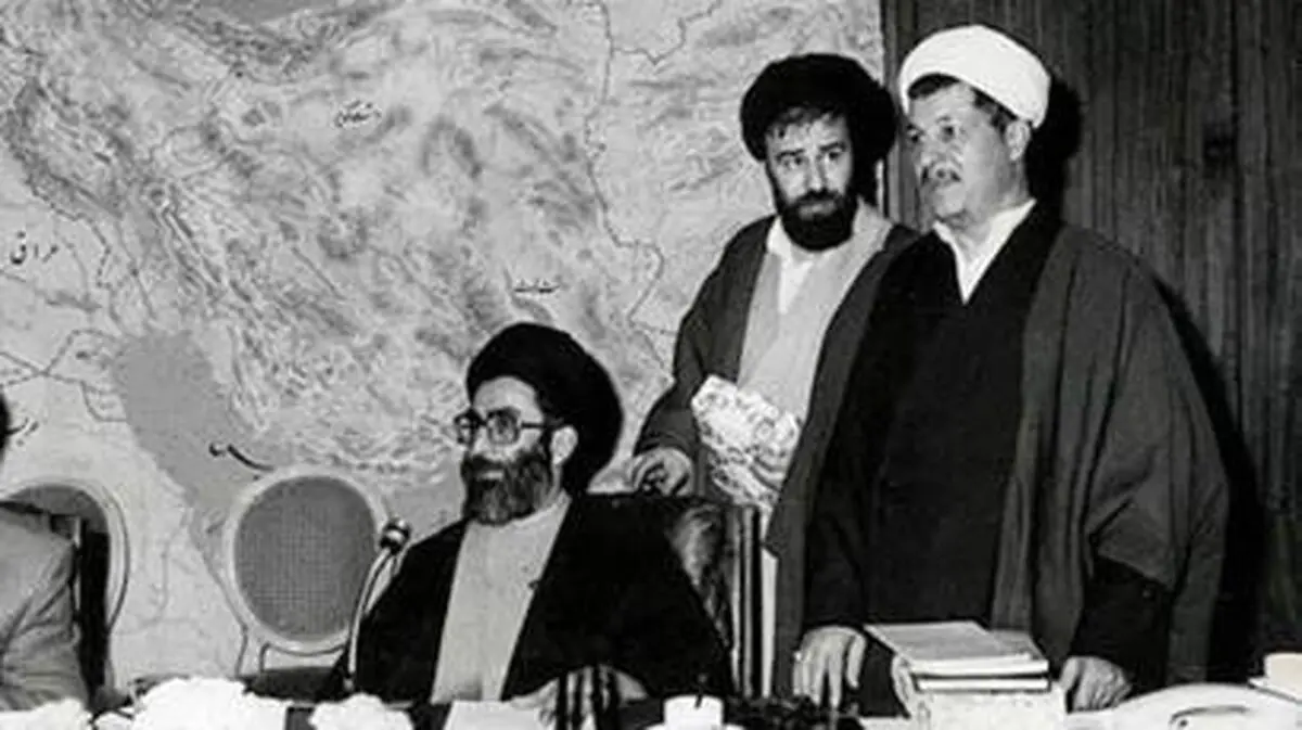 چرا کودتای نقاب لو رفت؟/ چه کسی به آیت‌الله خامنه‌ای خبر داد کودتا در راه است؟!