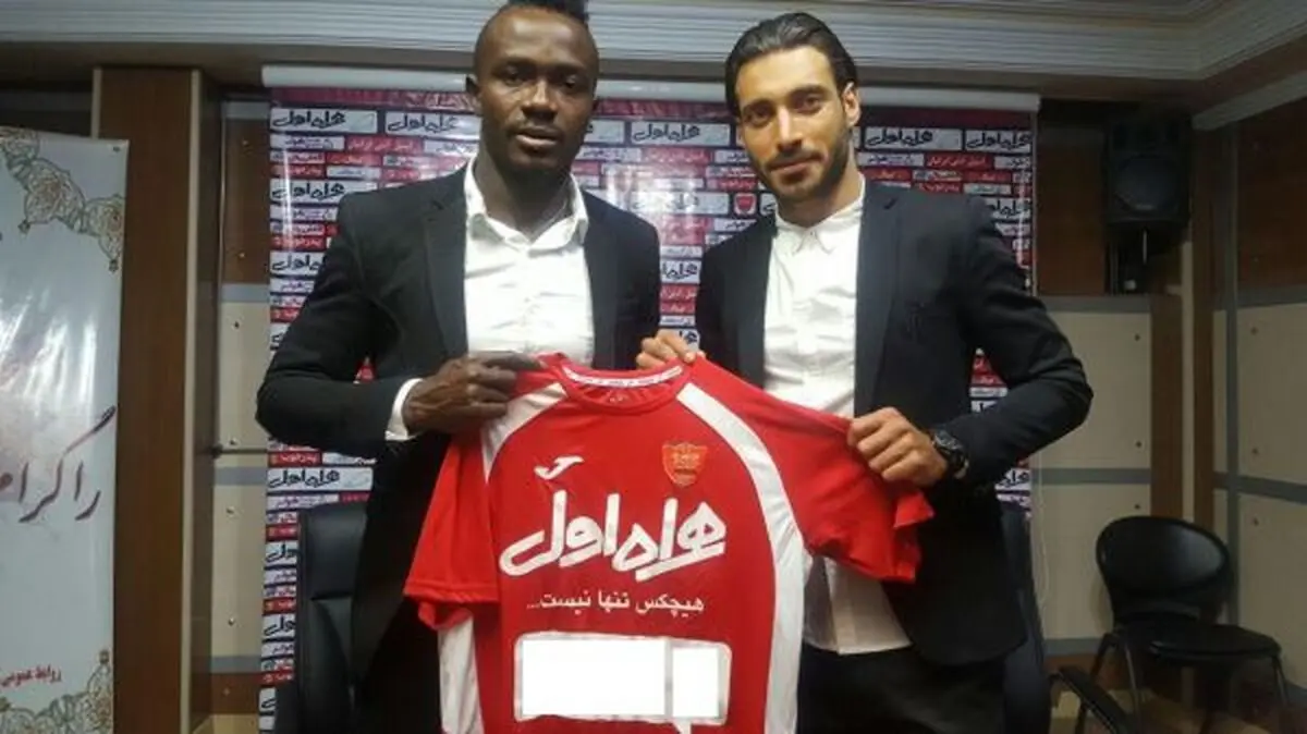منشا با دستور وزیر پرسپولیسی می شود!