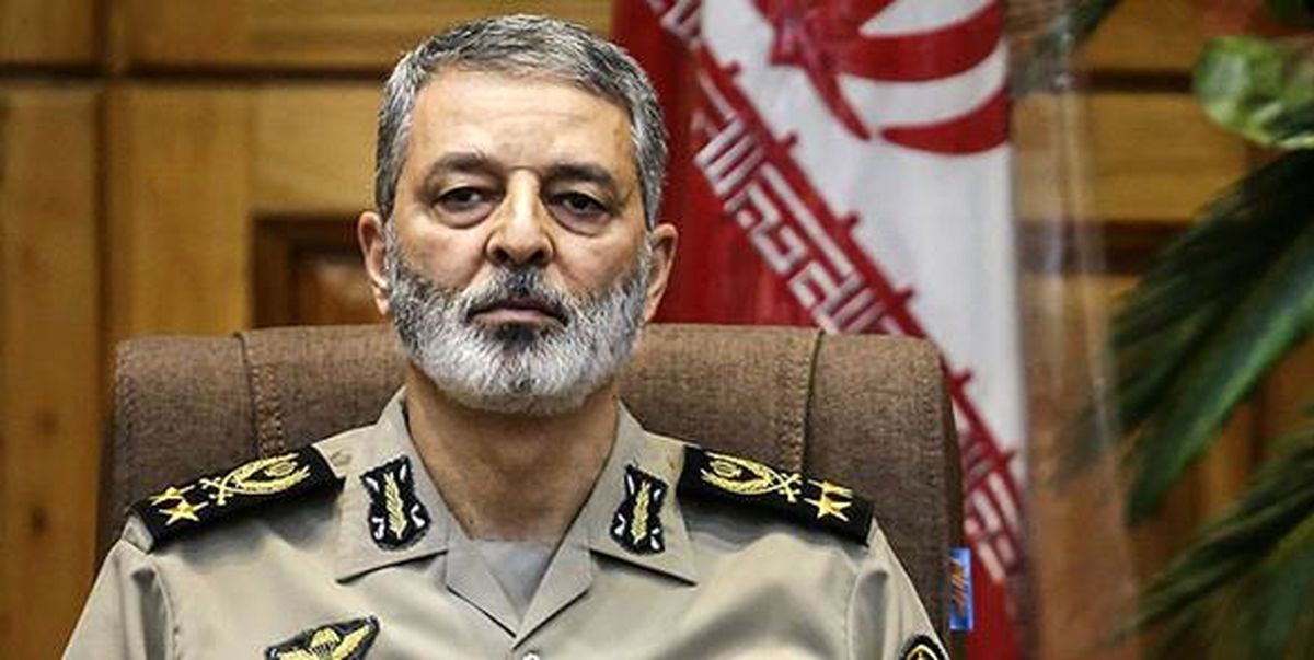 فرمانده کل ارتش: ناگفتههای زیادی از دوران ۸ سال دفاع مقدس وجود دارد