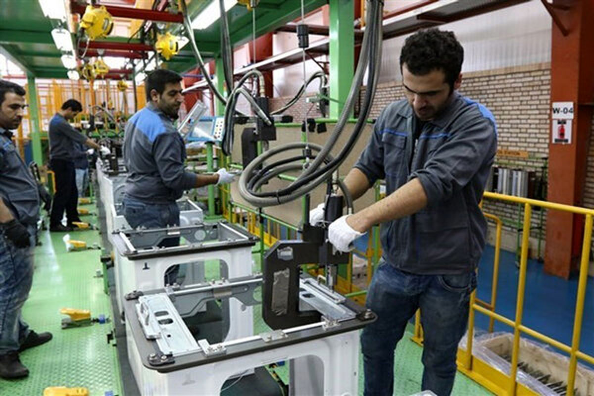 فعالیت ۶۶۲ واحد صنعتی در کردستان/۱۲۷۹۰ نفر در بخش صنعت شاغل هستند