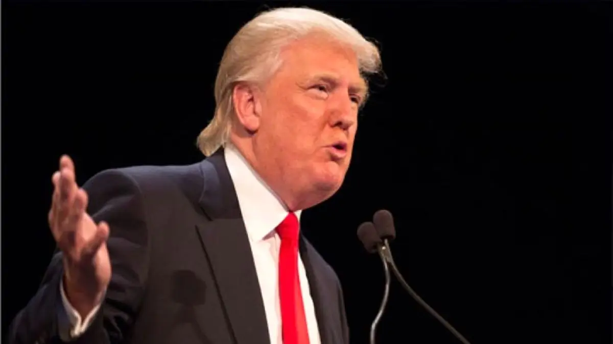 شاخ‌های شیطانی «ترامپ» در آمد! + عکس