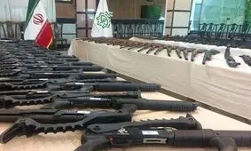 انهدام باند قاچاق سلاح و مهمات غیرمجاز در مرکز ایران / کشف ۴۶ قبضه سلاح جنگی از متهمان