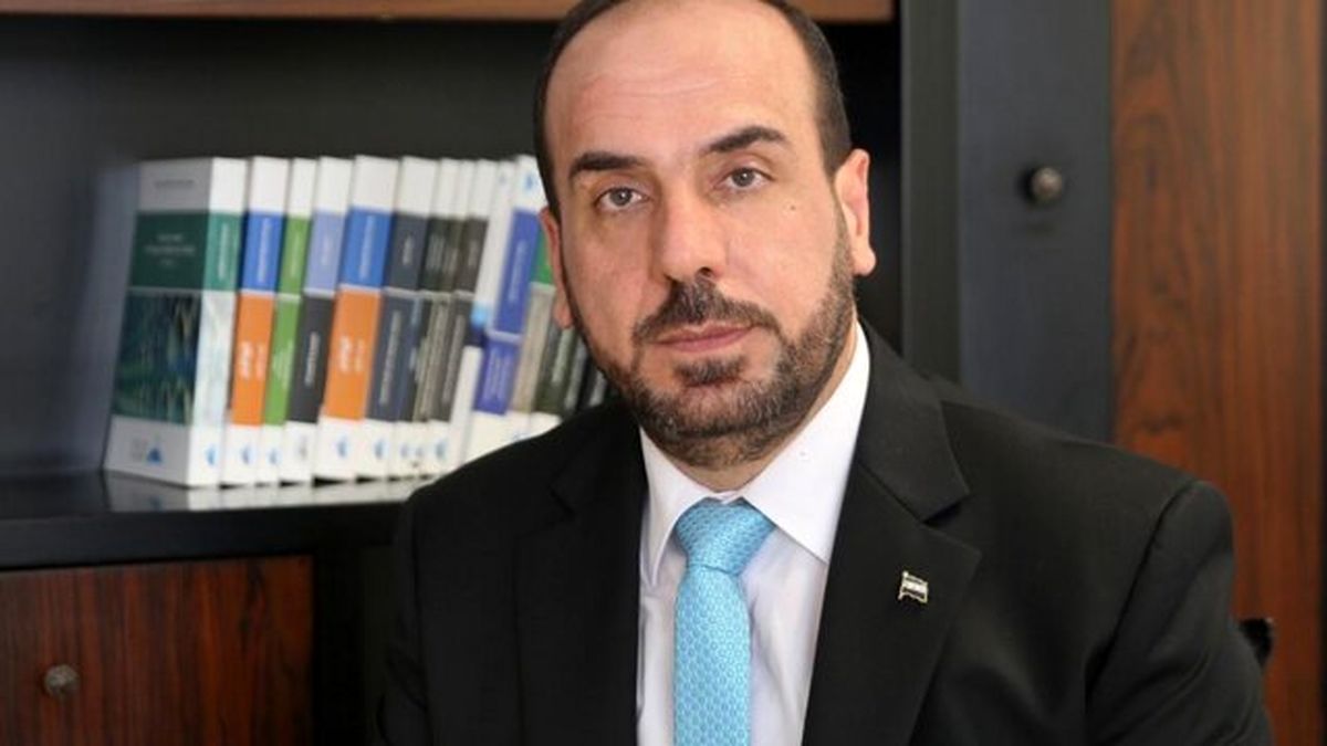 نصر الحریری به عنوان رئیس جدید ائتلاف مخالفان سوریه انتخاب شد