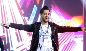 ببینید| اجرای آهنگ معروف «اگه یه روز» توسط فرزاد فرخ