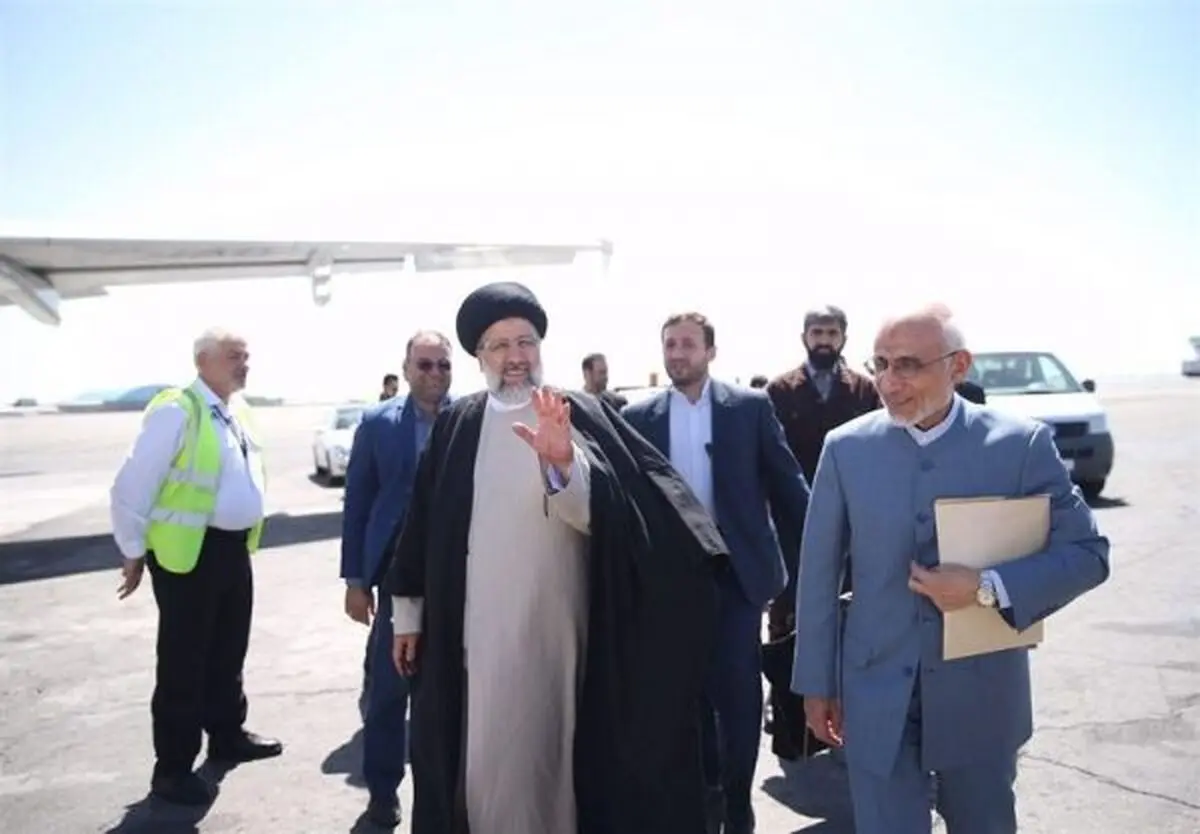 میرسلیم همراه رئیسی عازم مشهد شد + عکس