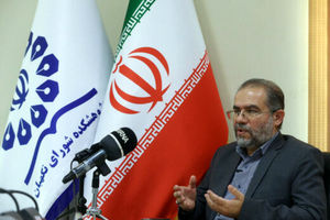 کنایه عضو شورای نگهبان به احمدی‌نژاد