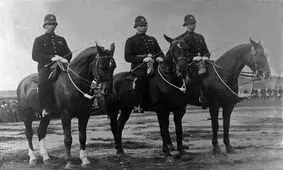 تعریف و تمجید شاه قاجار از پلیس انگلیس در ۱۳۱ سال پیش