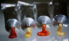 استفاده زیاد از رنگ مو چه عوارضی دارد؟