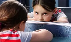 والدین باید «نه گفتن» را به کودکان بیاموزند