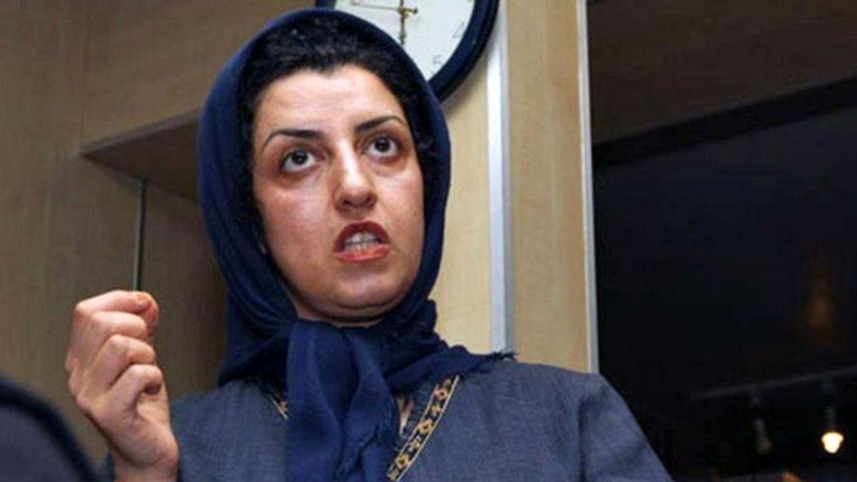 نرگس محمدی از وضعیت وخیم کرونا در زندان زنان زنجان خبر داد