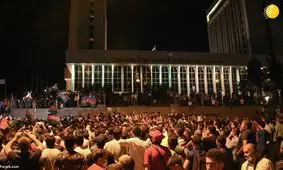 بسیج هزاران نفر از مردم آذربایجان برای جنگ با ارمنستان / عکس