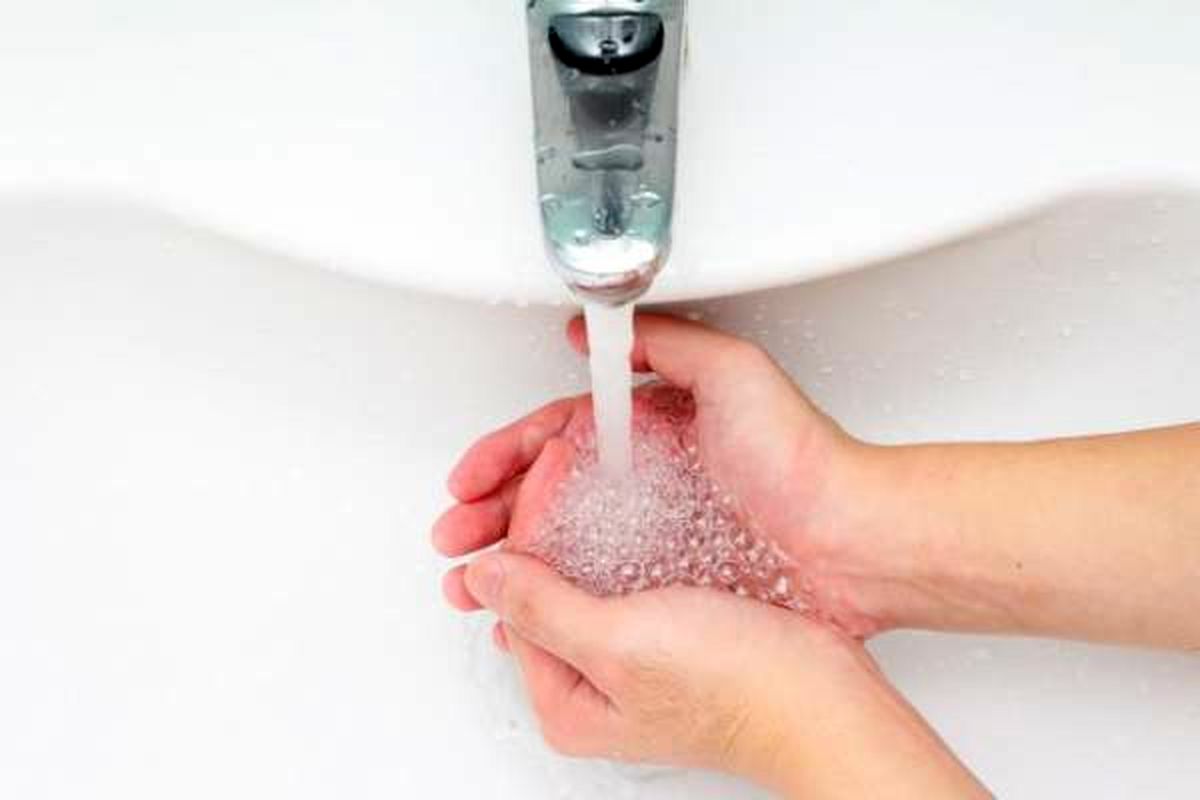 اولین راه مبارزه با کرونا شستشوی دستها است