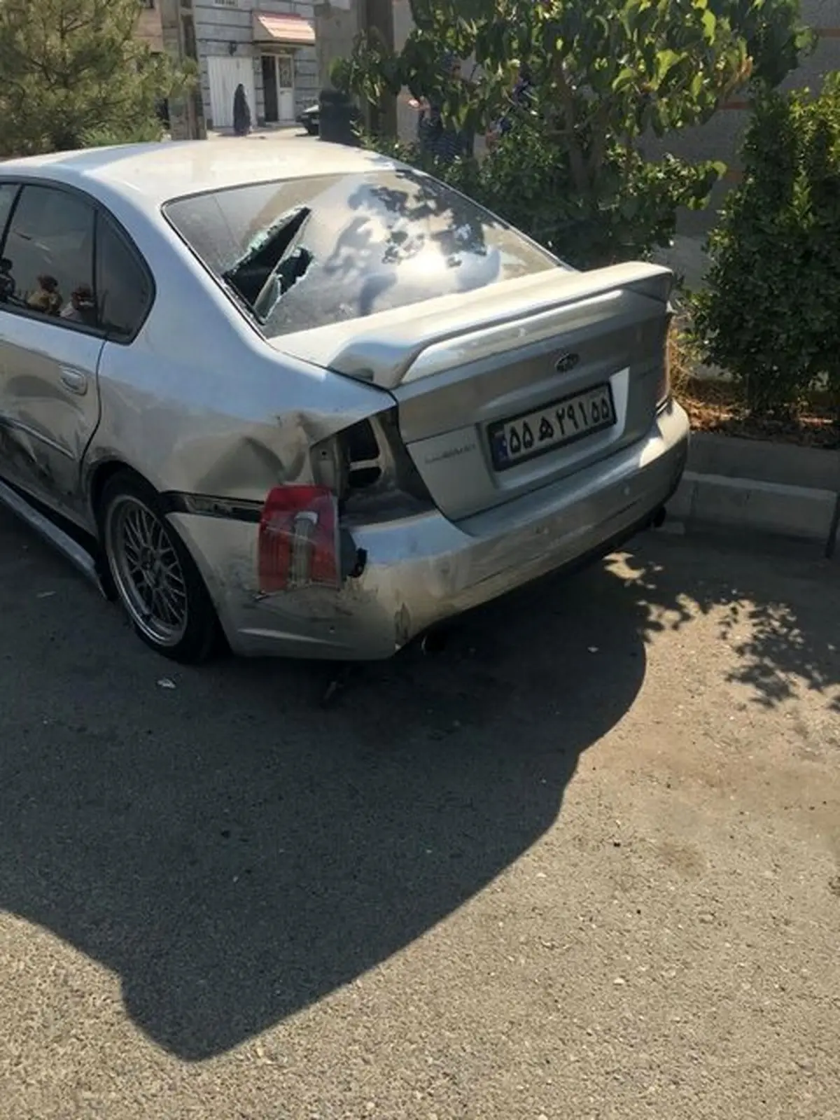 عکس| سوء قصد به جان قهرمان بوکس برای تصاحب ملک شخصی‌اش!